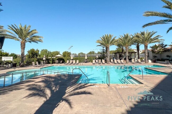 Building Photo - 1515 Franceschi Dr