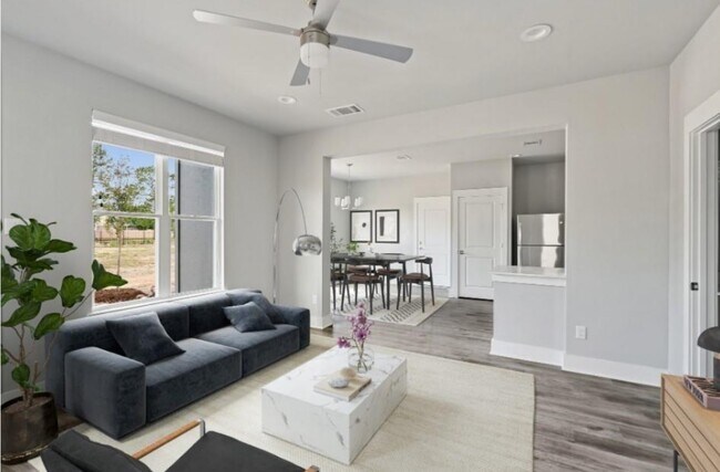 Building Photo - 13588 Ella Blvd