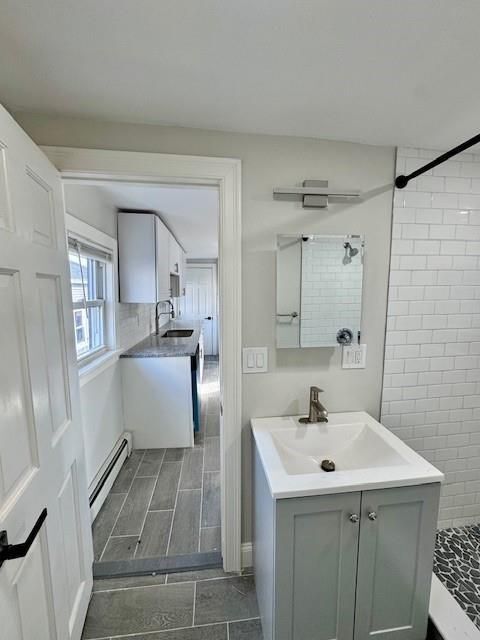 Building Photo - 71 E George St