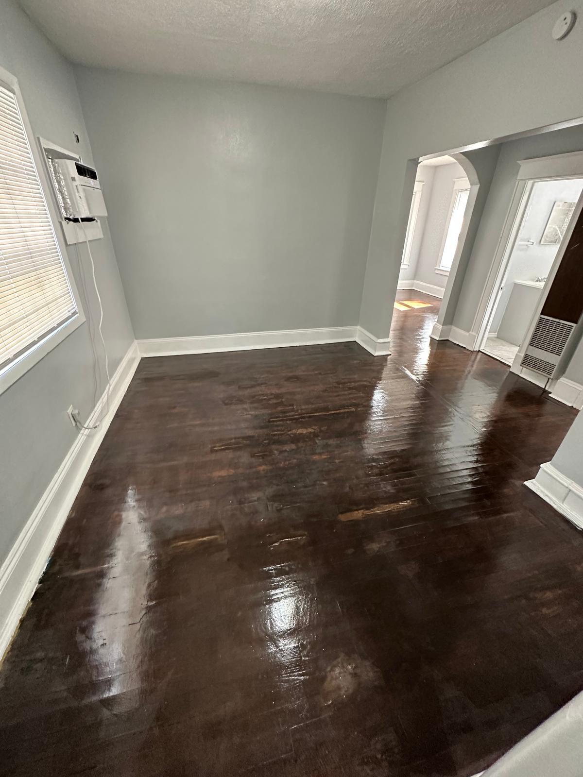 Building Photo - 1555 W 7th St