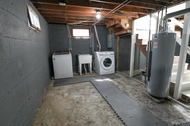 Building Photo - 2 bedroom home for rent