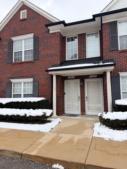 Building Photo - 53180 Manchester Ave