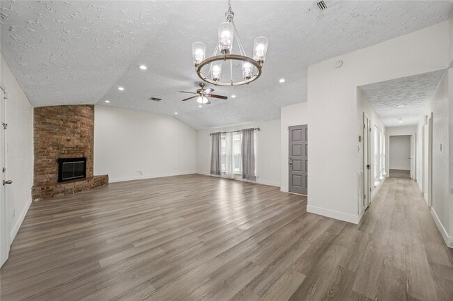 Building Photo - 1815 Millbury Dr