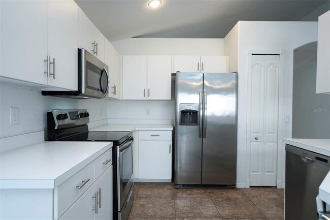 Building Photo - 5136 Sterling Manor Dr