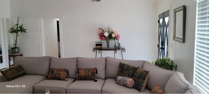 Building Photo - 9621 Telhan Dr