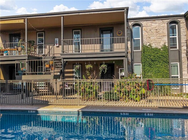 Building Photo - 5820 Berkman Dr