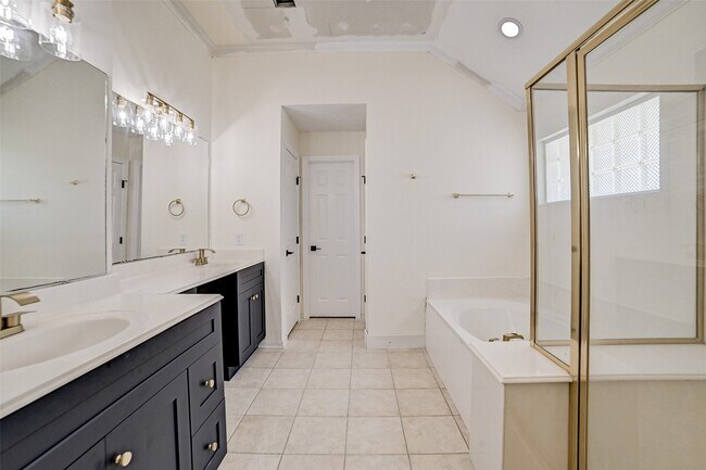 Building Photo - 70 Camber Pine Pl