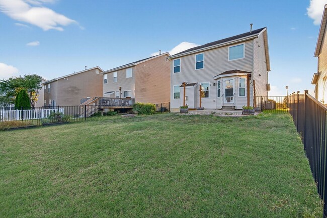 Building Photo - Charming 4-Bedroom Home in Springhurst Com...