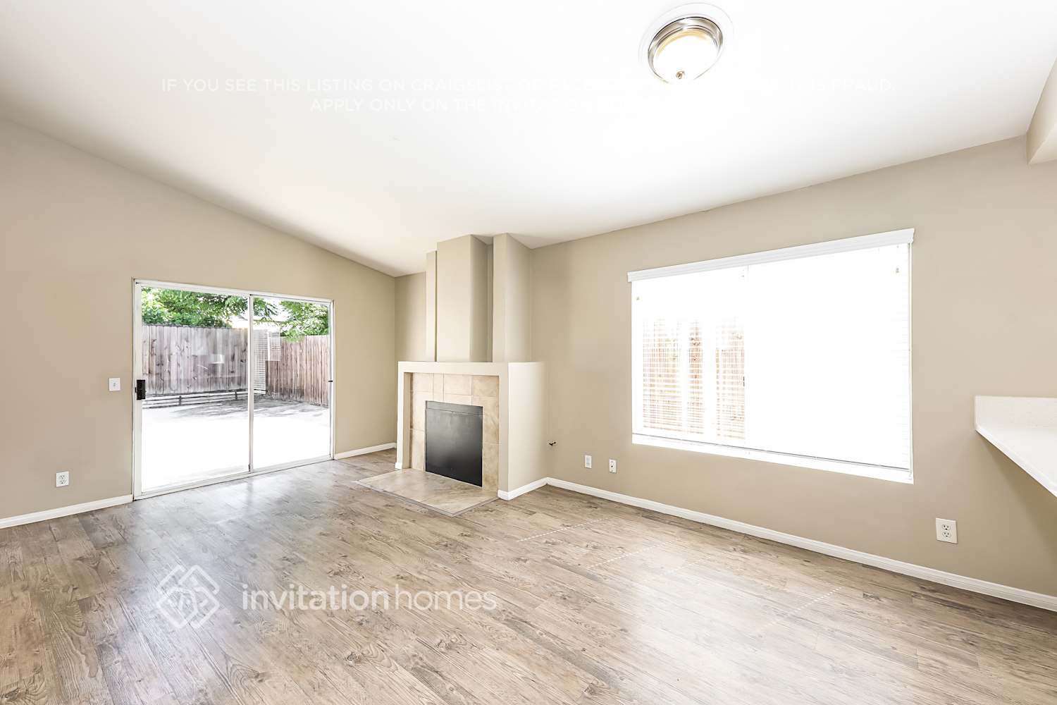 Building Photo - 39746 Sunrose Dr