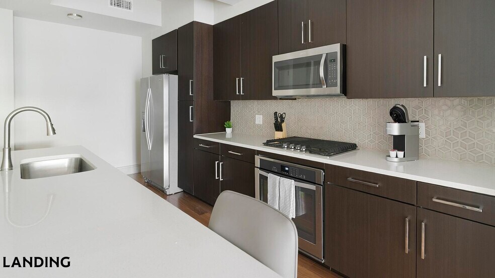 Building Photo - 1414 Wood Hollow Dr