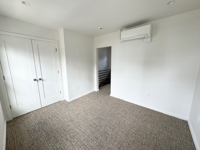 Building Photo - 784 Farmington Ave