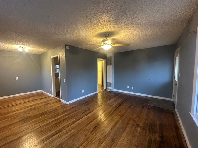 Building Photo - Two bedroom, One and half bathroom house, with additional living room, and bonus room!