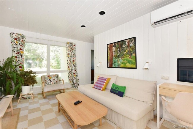 Building Photo - 3 Mill Pond Ln