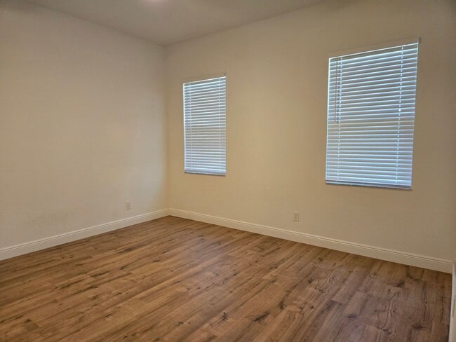 Building Photo - Lake Mary - 3 Bedrooms, 2 Bathrooms - $3,095.00