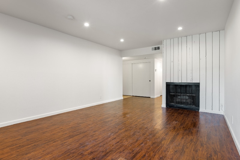 Building Photo - 4748 Park Granada