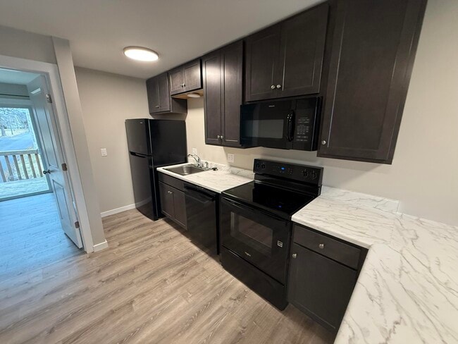 Building Photo - 105 N Garth Ave