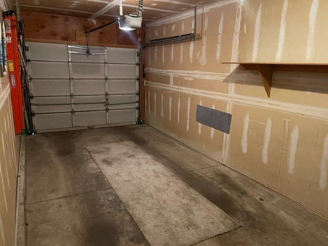 Building Photo - 1001 Strachan Dr