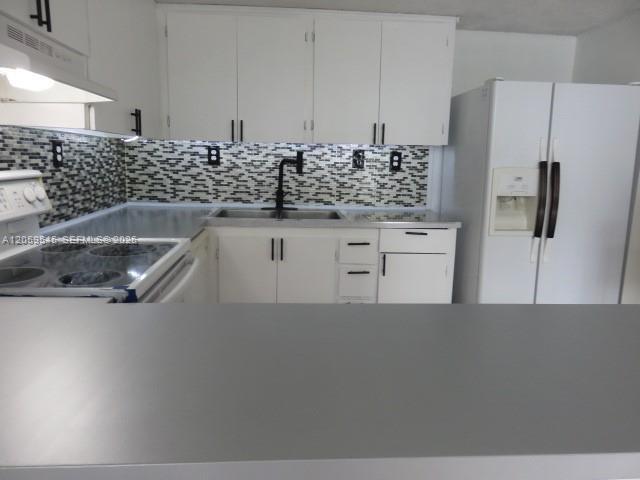 Building Photo - 12300 SW 18th Terrace