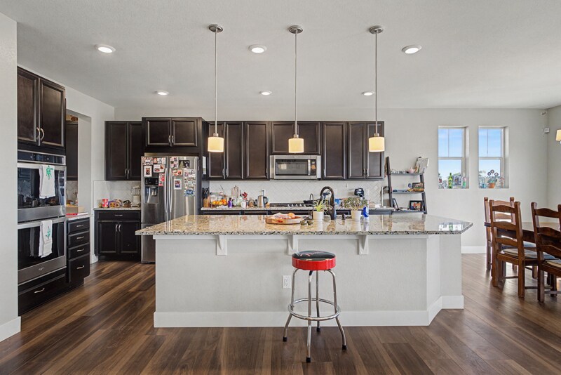 Building Photo - 2102 Summerlin Ln