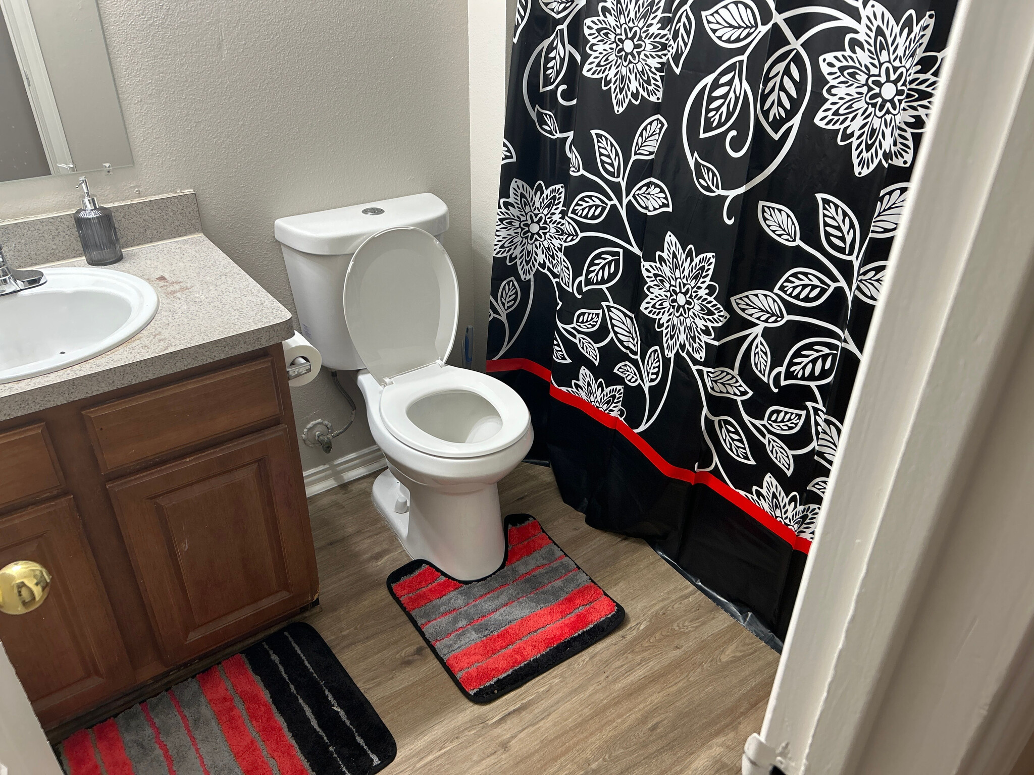 Building Photo - Room in Duplex on Stalcup Rd