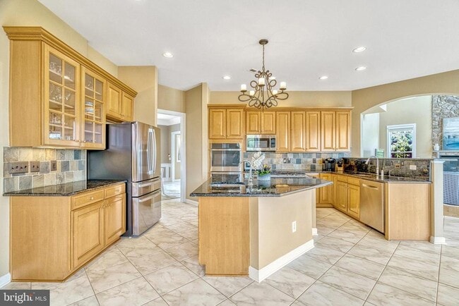 Building Photo - 22374 Dolomite Hills Dr