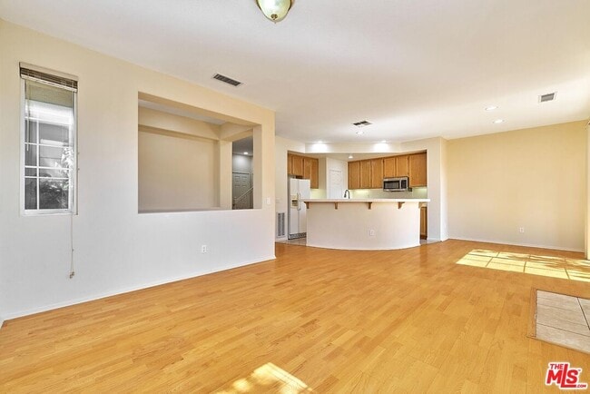 Building Photo - 28058 Dickason Dr