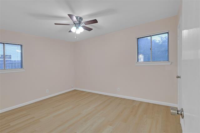 Building Photo - 2210 Sycamore Dr