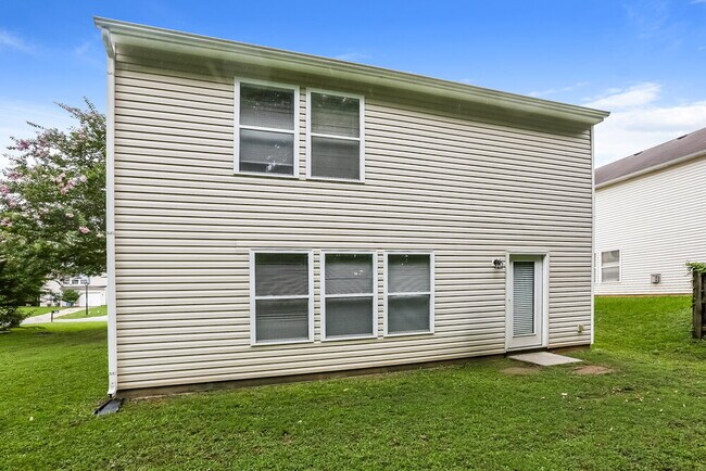 Building Photo - 12328 Stowe Acres Dr