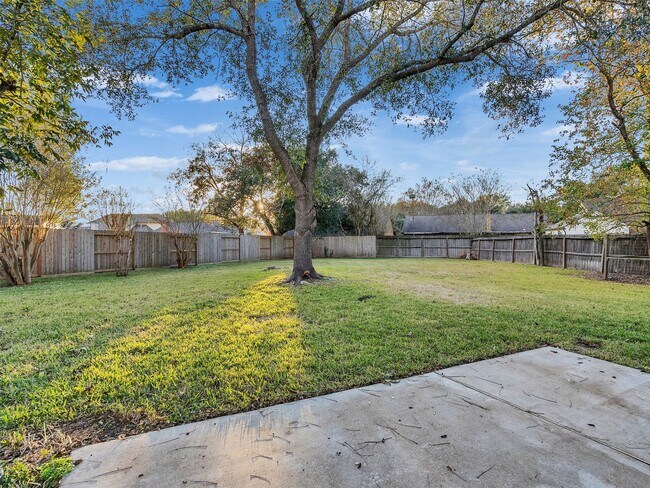 Building Photo - 1827 Polley Ct