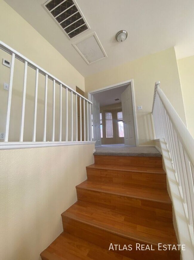 Building Photo - 8917 Coral Shale St