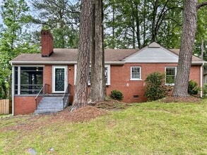 Building Photo - 1225 Blue Jay Ln