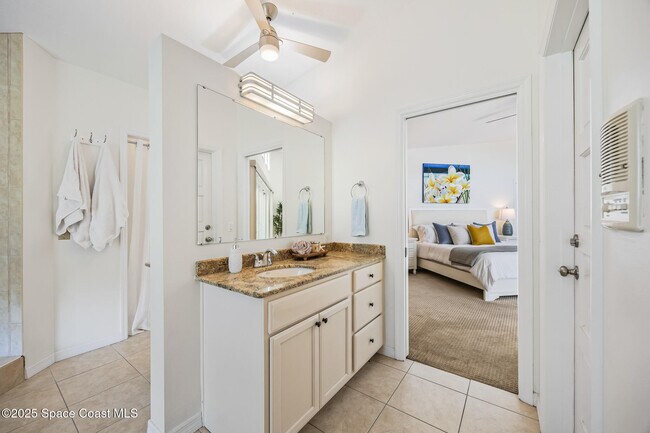 Building Photo - 3070 Rio Plumosa N