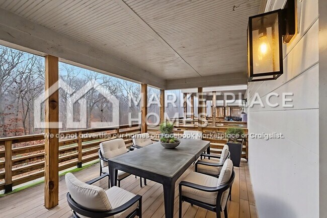 Building Photo - 2437/106 Bell St