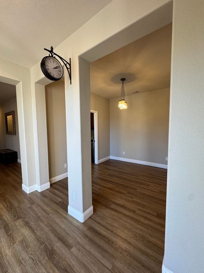 Building Photo - Fully Furnished South Reno Home | 3 Bed + Office | Mountain Views
