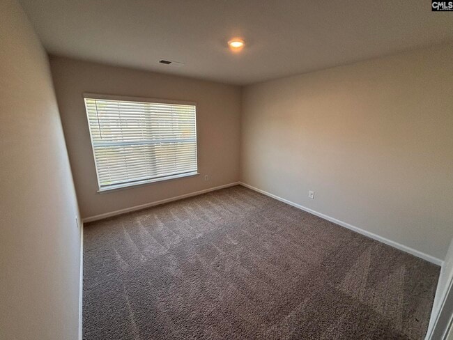 Building Photo - 425 N High Duck Trail