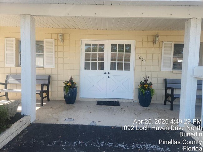 Building Photo - 1064 Loch Haven Dr N