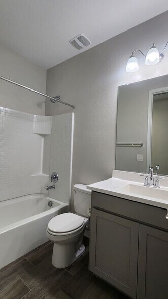 Building Photo - 37845 W Santa Barbara Ave