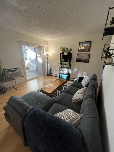 Patio from living area - 3035 Oneal Pky