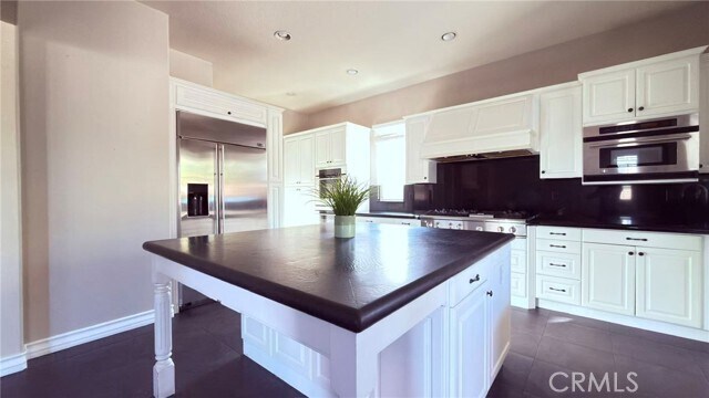 Building Photo - 8658 Edelweiss Dr