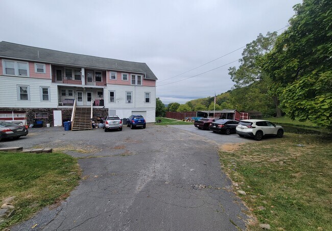 Building Photo - 2209 Elizabeth Ave