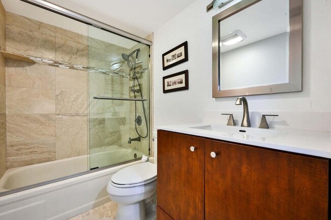 Building Photo - 4200 N Ocean Dr