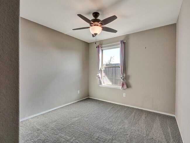 Building Photo - 24038 Hay Iron Dr