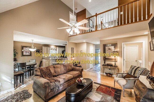 Building Photo - Madison/Rivergate Area - 3 Bedroom, 2.5 Baths