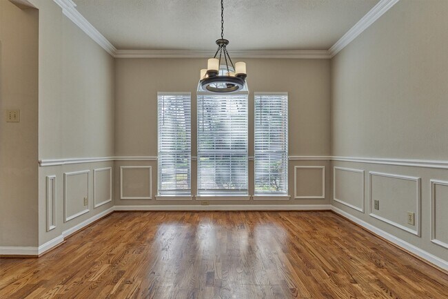 Building Photo - 15 W Stony End Pl