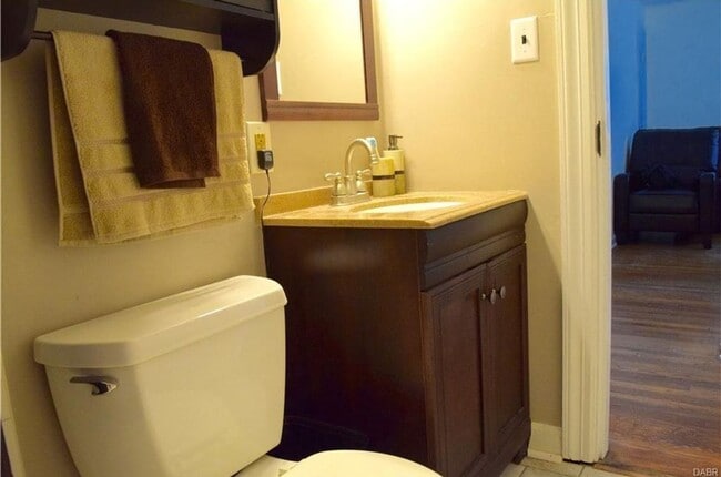 Building Photo - 2 Bed / 1 Bath House - Downtown Historic S...