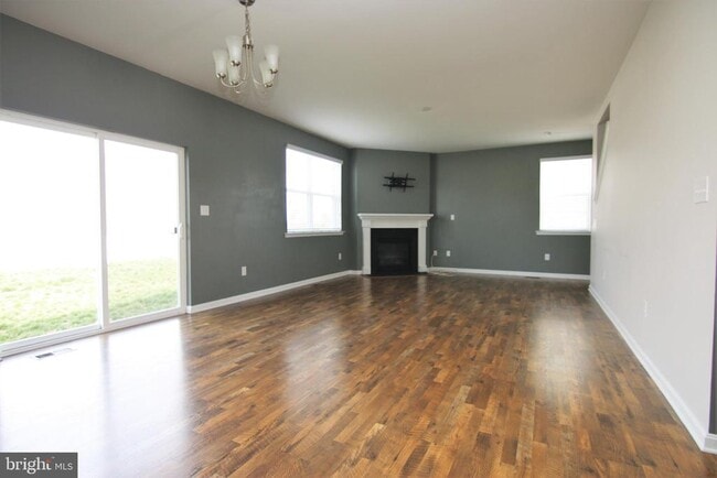 Building Photo - 122 S Marshview Terrace