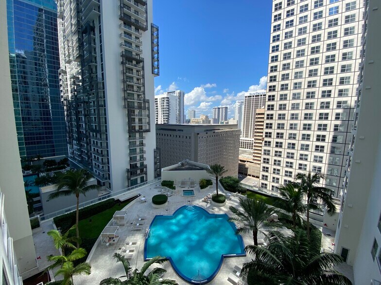 View - 300 S BISCAYNE Blvd
