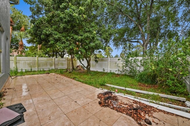 Building Photo - 5049 Starblaze Dr