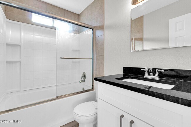 Building Photo - 449 E Harmony Ave