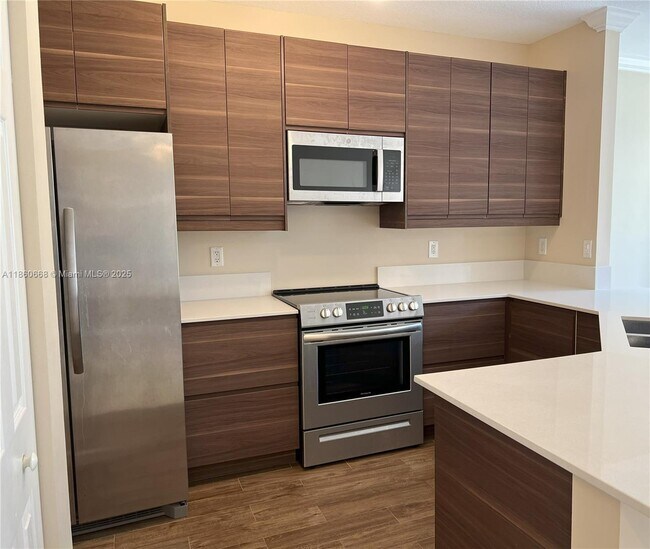 Building Photo - 4602 SW 160th Ave